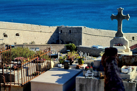 Haut de Sète neighborhood: guided walking tour, popular and artistic soul