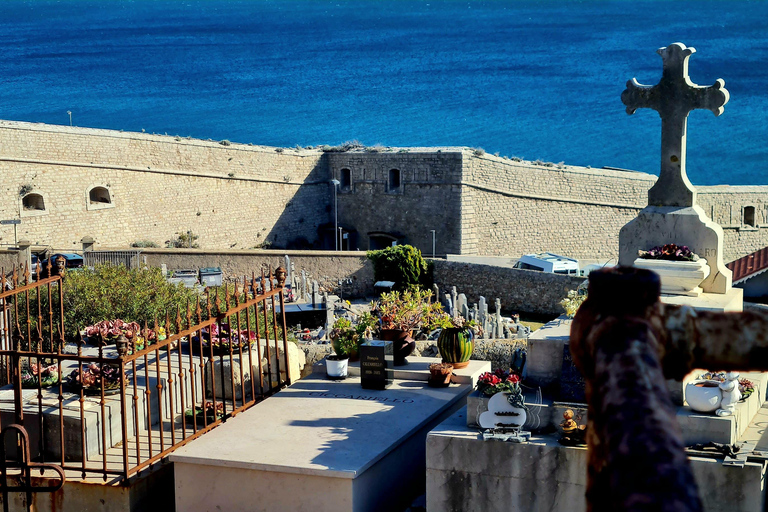 Haut de Sète neighborhood: guided walking tour, popular and artistic soul