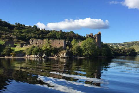 Édimbourg : Circuit Loch Ness, Glencoe et les Highlands écossaisVisite de groupe en anglais, Loch Ness et château