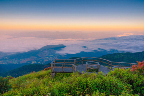 Park Narodowy Doi Inthanon i szlak turystyczny Kew Mae Pan Nature Trail