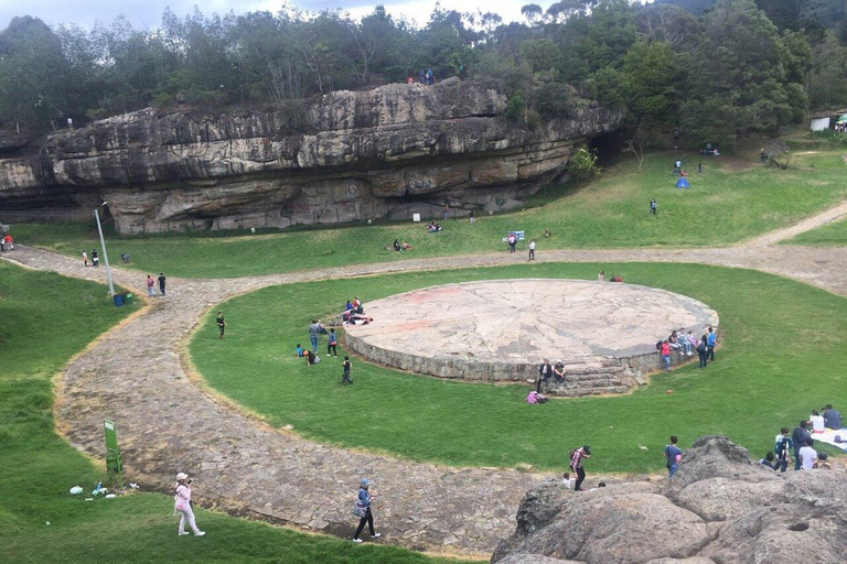 BOGOTA: Voorouderverkenning, rondleiding Facatativá, Piedras del Tunjo en Zipacón