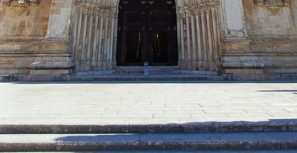 Tour from Lisbon: Medieval Itinerary, Leiria, Alcobaça, Batalha Monastery