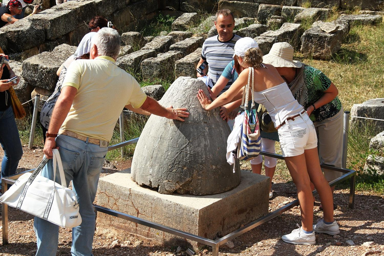 Athens Pass: Acropolis, Top Attractions, Unlimited Transport Basic - 2 Attractions & 1-Day Unlimited Metro Athens Ticket
