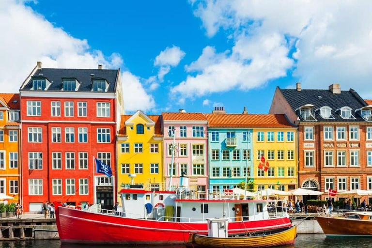 Copenhagen: Walking tour Maxitour the Must-Haves in English