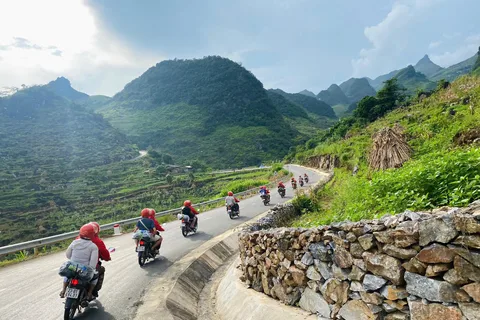2-daagse motor Ha Giang Loop Luxe Tour met Easy Rider