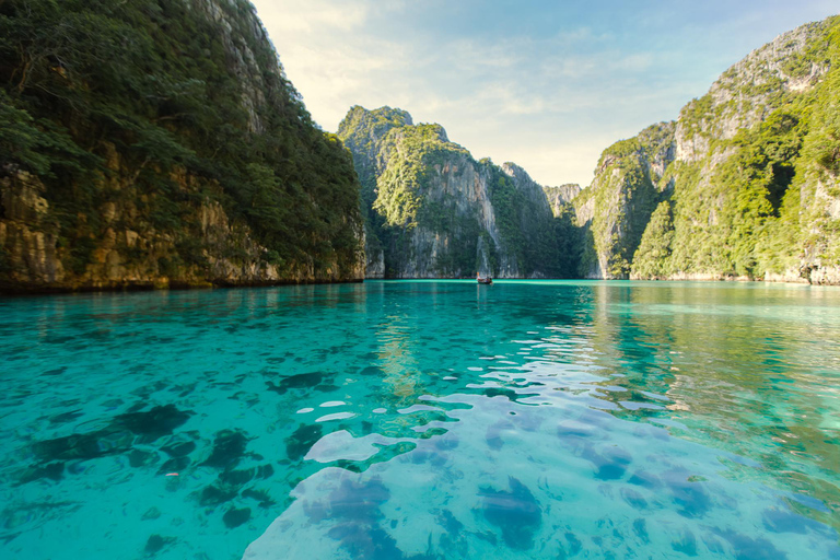 Lujoso barco privado de cola larga a Maya Bay