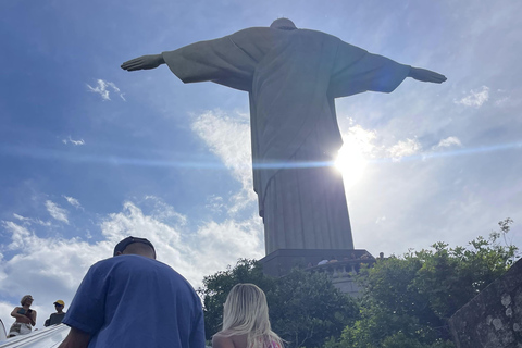Sunrise Rio Tour: Christ the Redeemer + Mirante Dona Marta + Selarón
