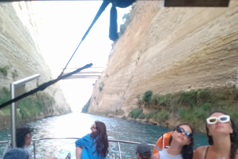 Canal de Corinto: travesía en barco con fondo de cristal St. Andreas