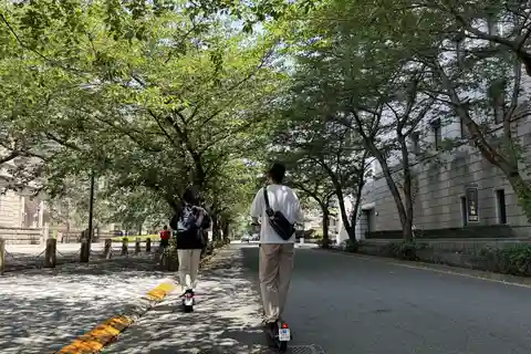 東京：皇居と市内観光電動スクーターツアー