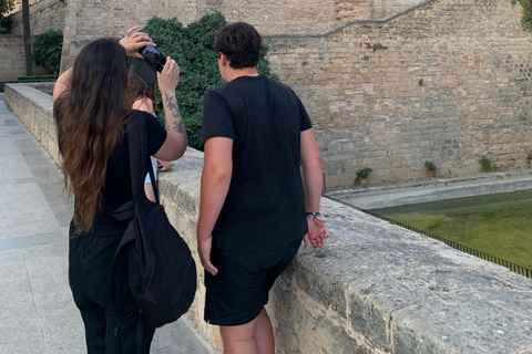 Palma de Mallorca: Private Guided Walking Tour with Tapas