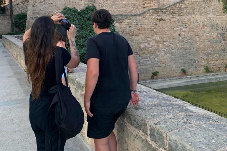 Palma de Mallorca: Private Guided Walking Tour with Tapas