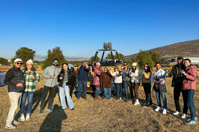 CDMX Teotihuacan balloon flight, breakfast &amp; pickup &amp; Mezcal