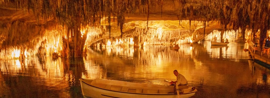 Majorque : Visite privée - Grottes, plages et vins