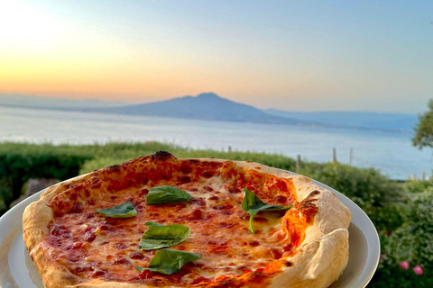 Sorrento: Pizza Making Class with Nino