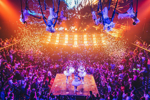 Cancun Combo: Taco & Beer Tour with Coco Bongo Night Show With Cancun Hotel Pick-Up