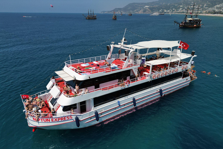 Marmaris: Luxury Boat Tour with Lunch Air-conditioned boat
