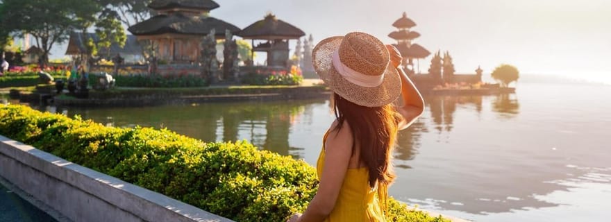 Bali : Location de voiture privée avec chauffeur anglophone