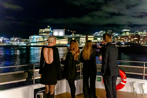 Oslo: New Years Eve Fireworks Cruise with Glass of Bubbly