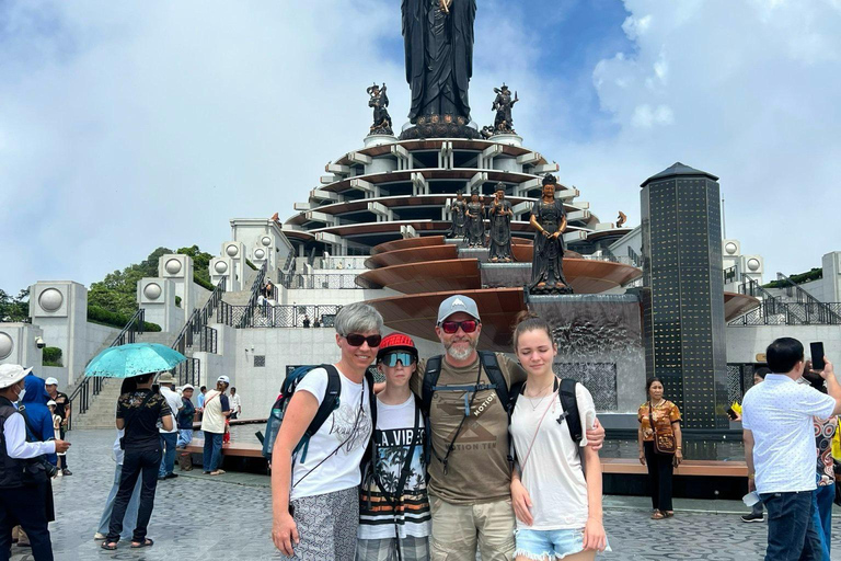 HCM: Excursión a Tay Ninh, la Montaña de la Virgen Negra y el Templo de Cao DaiVisita privada (2 sitios)