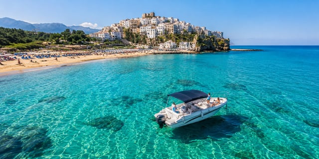Excursion privée à Sperlonga : sortie en bateau et plongée avec tuba au départ de Rome