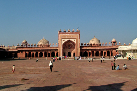 Agra City en Fatehpur Sikri Tour volledige dagPrivéauto + monumententickets + gids + ontbijt (buffet)