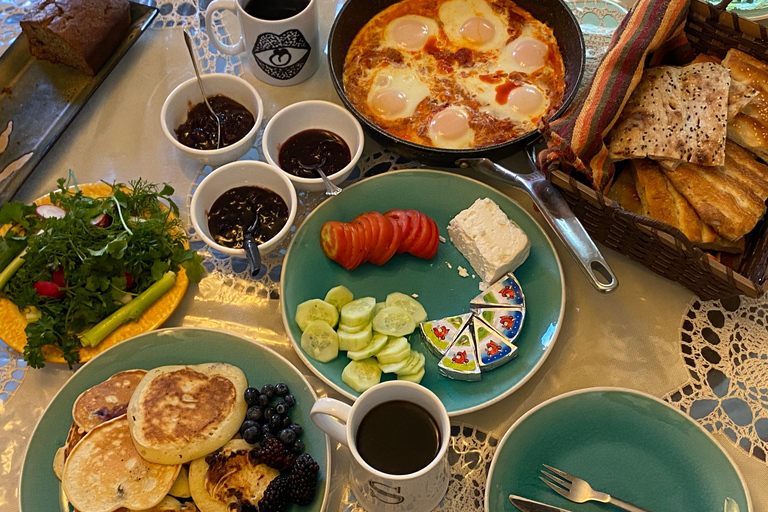 Montreal Private City Car Tour with Local Guide