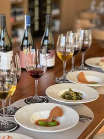 Ostuni: Bio-Weinprobe bei AmaDopolavoro Ostuni: Bio-Weinprobe bei AmaDopolavoro