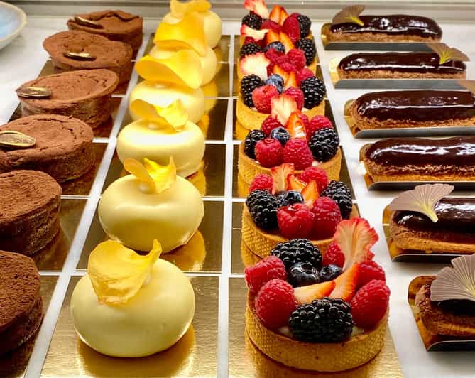 Vienna: Secrets and Scandals with Cake at Cafe Landtmann