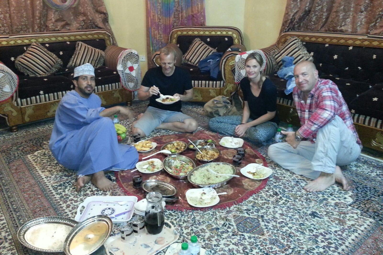 From Muscat: Authentic Omani Dinner with a Local Family