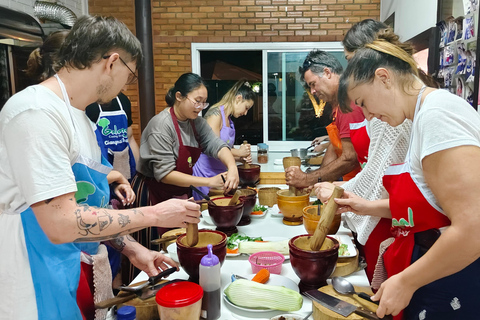 Chiang Mai : Cours de cuisine le matin, visite du marché localChiang Mai : Cours de cuisine du matin, Galangal Cooking Studio