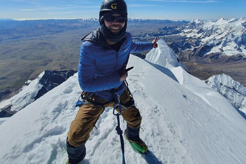 Climbing Ausangate in 6 Days Adventure Tour