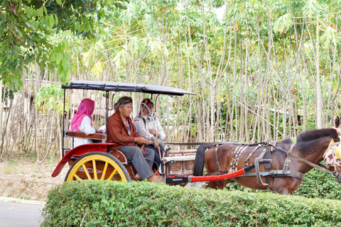 Yogyakarta: Borobudur and Candirejo Village Tour by Dokar
