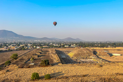 Von CDMX: Ballonfahrt, geführte Touren nach Teotihuacan und Guadalupe