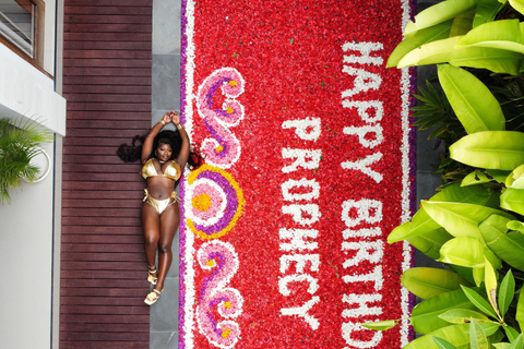 Ubud: Flower Pool Decoration with Photographer & Drone Ubud: Flower Pool Decoration with Photographer & Drone