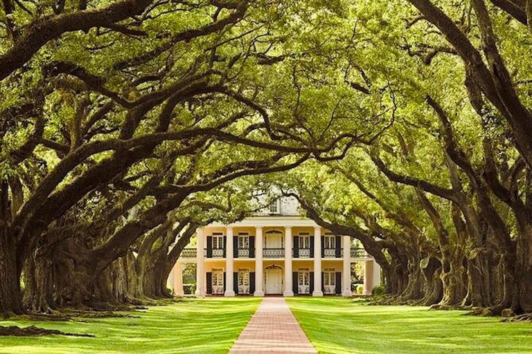 Depuis la Nouvelle-Orléans : Oak Alley ou Laura Plantation