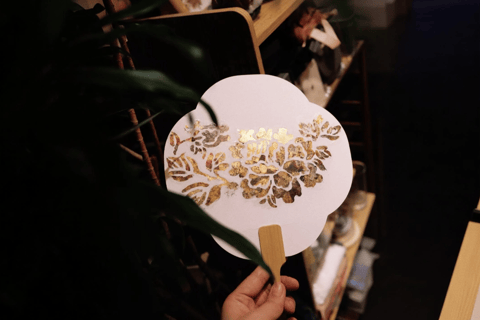 Guangzhou: Gold Leaf Fan Art Experience Guangzhou: Gold Leaf Fan Art Experience