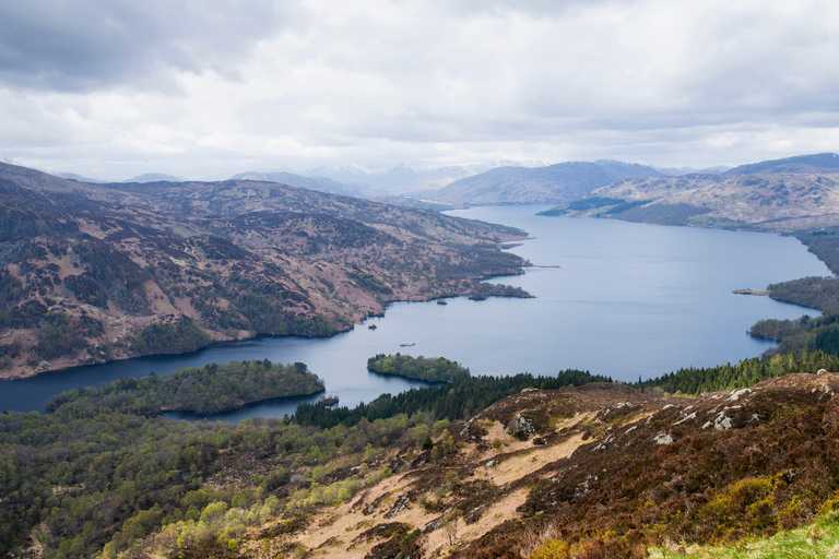 From Glasgow: Stirling Castle & Loch Lomond Trip with Cruise