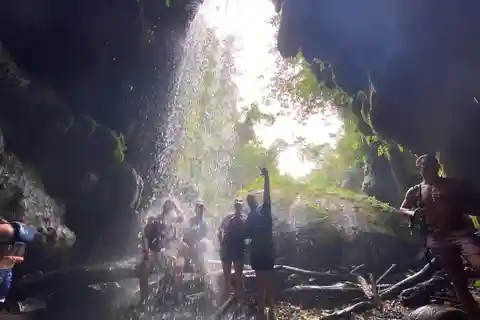 San Juan; Charco Azul i Cueva del Indio Adventure