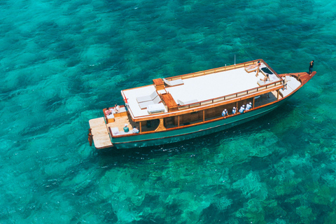 Komodo Premier Voyage: Full-Day 4 Stops & Sunset Cruise