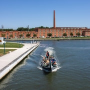 Aveiro: Moliceiro Boat Cruise + tasting of local product