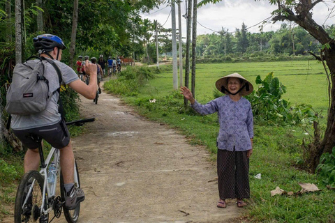 Hoi An: Countryside Bicycle Tour with Farm, Basket Boat Ride