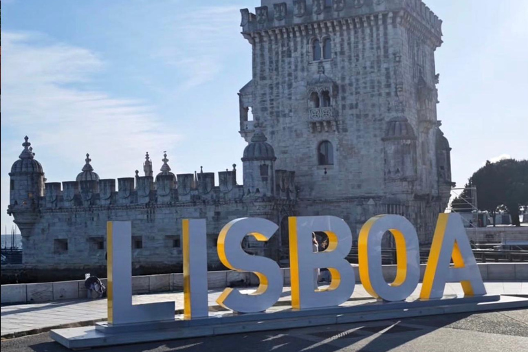 Lisbon: Guided Tuk Tuk Tour with Local Guide