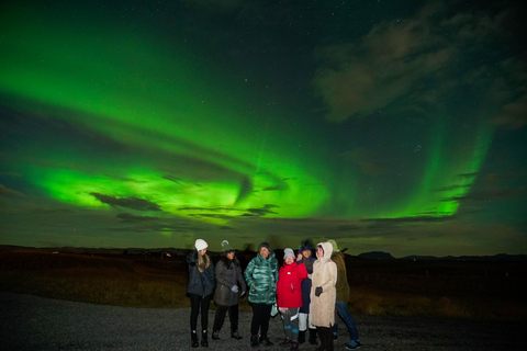 Excursión a la Aurora Boreal desde Reikiavik con Fotografía