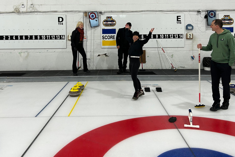 Montréal : expérience de curling avec moniteur et équipement