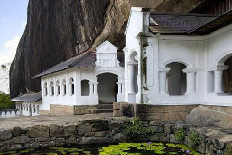 Sigiriya Rock, Dambulla Cave & Cart Rides One Day Trip Luxury Tour from Colombo, Negombo or Mount Lavinia