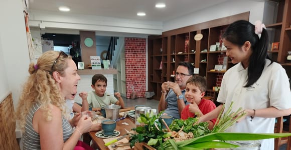 Chiang Mai:Thai Inhaler & Herbal Tea Blending 2-HourWorkshop