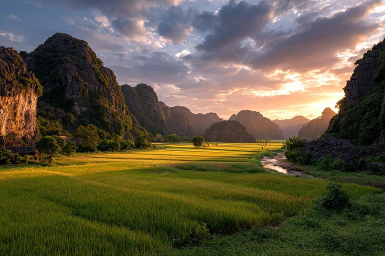 Hanoi: Ninh Binh Jeep Tour to Bich Dong, Trang An, Mua Cave