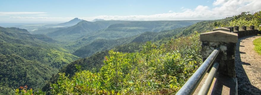Maurice : randonnée guidée au Black River Peak avec un guide local