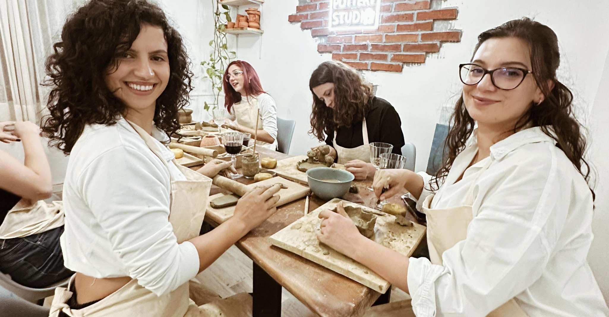 Pottery and Wine Workshop in Tirana - Housity