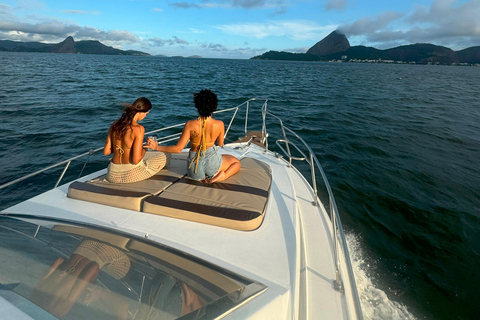 Private speedboat tour in Rio de Janeiro 4 hour Private speedboat tour in Rio de Janeiro